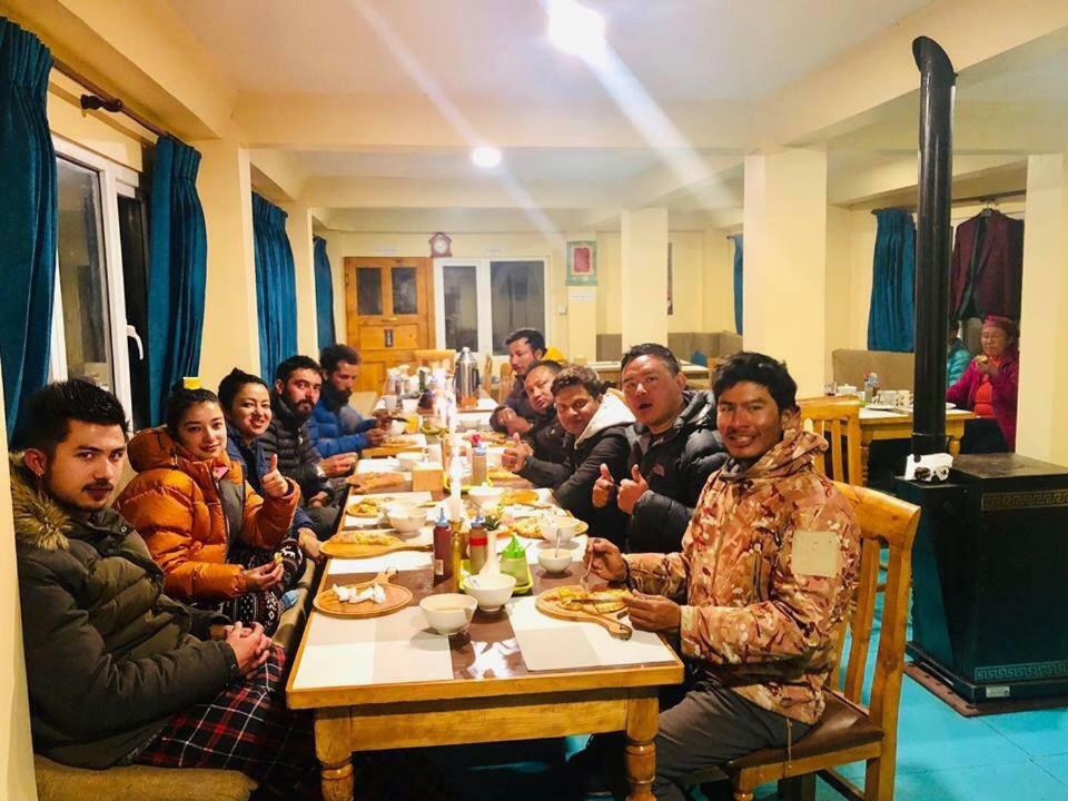 Gokyo Thanka Inn Khumjung Exterior photo